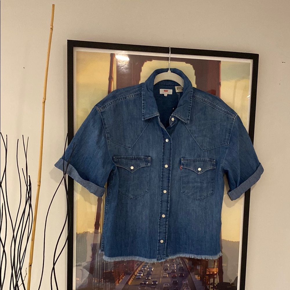 LEVI’S NWT